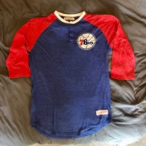 Mitchell & Ness 76ers 3/4 sleeve vintage t-shirt